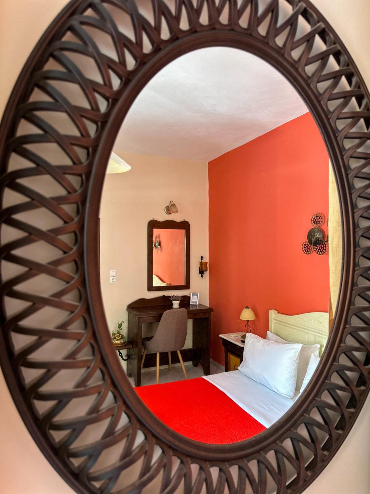 Pansion Zaharoula Hotell Fira  Eksteriør bilde